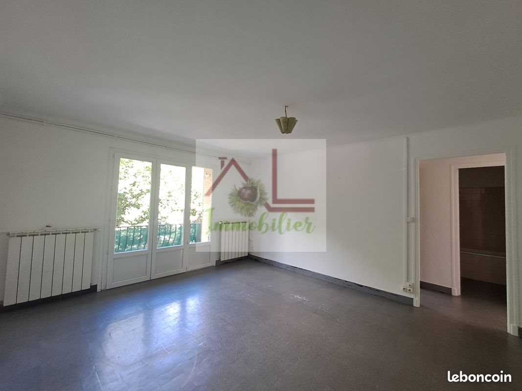 Appartement à louer, 72m², Villefort