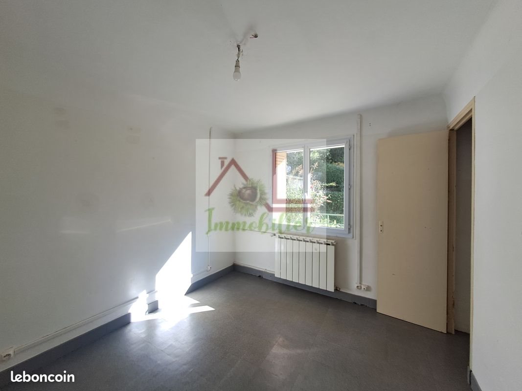 Appartement à louer, 72m², Villefort