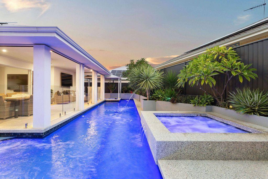 6 bedroom luxury Detached House for sale in Perth, Western Australia