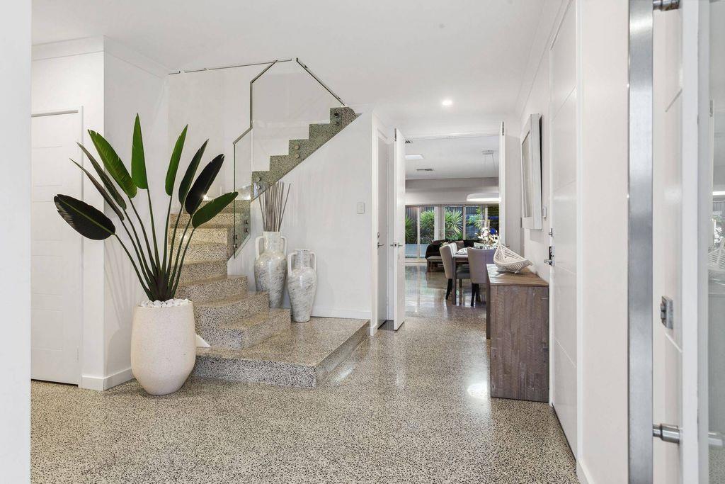 6 bedroom luxury Detached House for sale in Perth, Western Australia