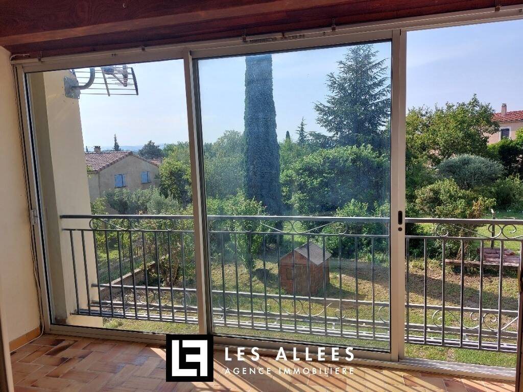 Maison à louer, 85m², Rochemaure