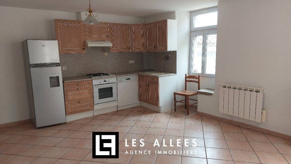 Maison à louer, 63m², Rochemaure