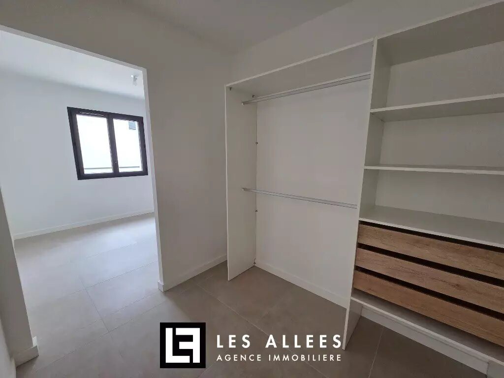 Maison à louer, 124m², Malataverne