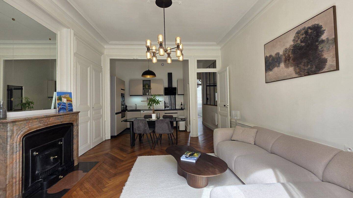 Appartement à louer, 80m², Lyon 6ème