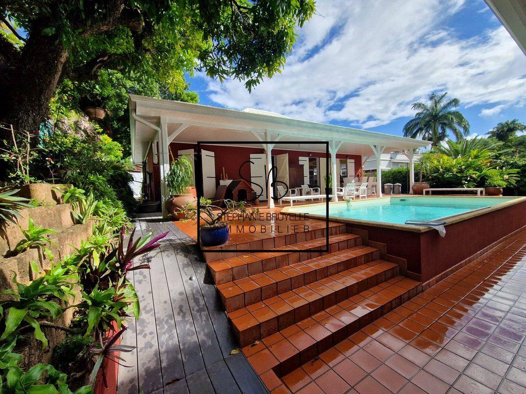 4 bedroom luxury House for sale in Fort-de-France, Martinique