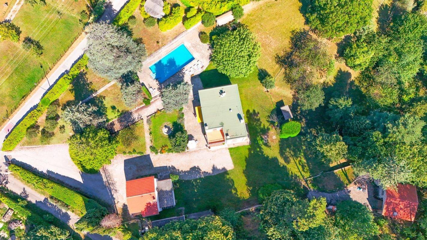 Maison à vendre, 190m², Berre-les-Alpes