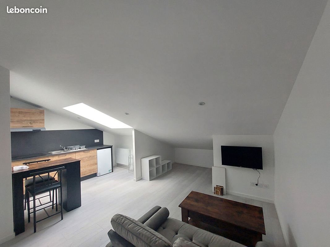 Appartement à louer, 20m², Saint-Jean-d'Angély