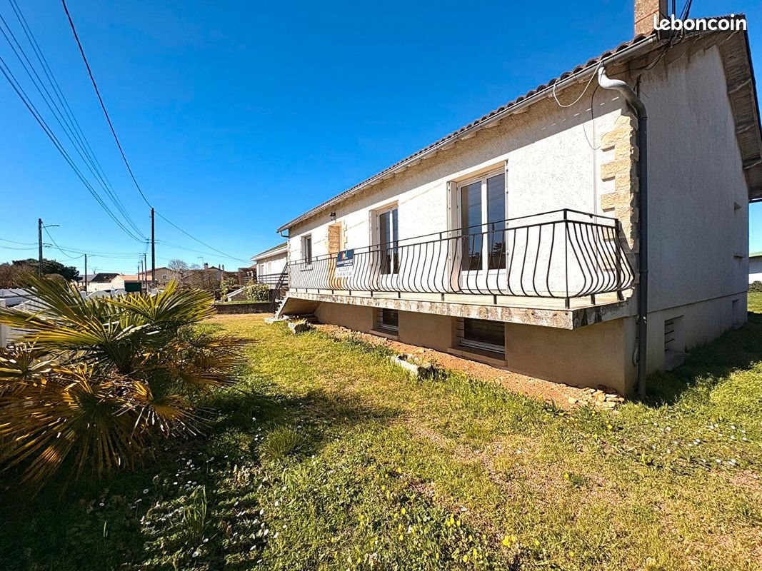 Maison à louer, 119m², Sainte-Verge