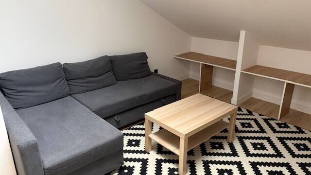 Appartement à louer, 35m², Saint-Vincent-de-Reins