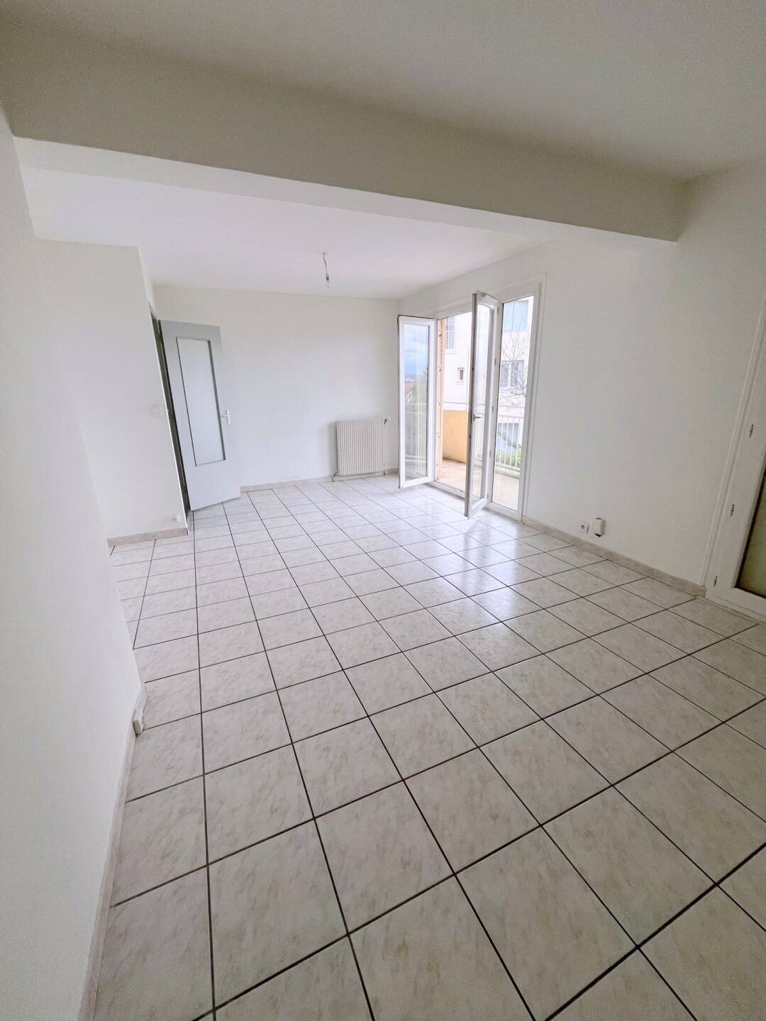 Appartement à louer, 67m², Saint-Etienne