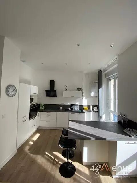 Appartement à louer, 55m², Saint-Etienne