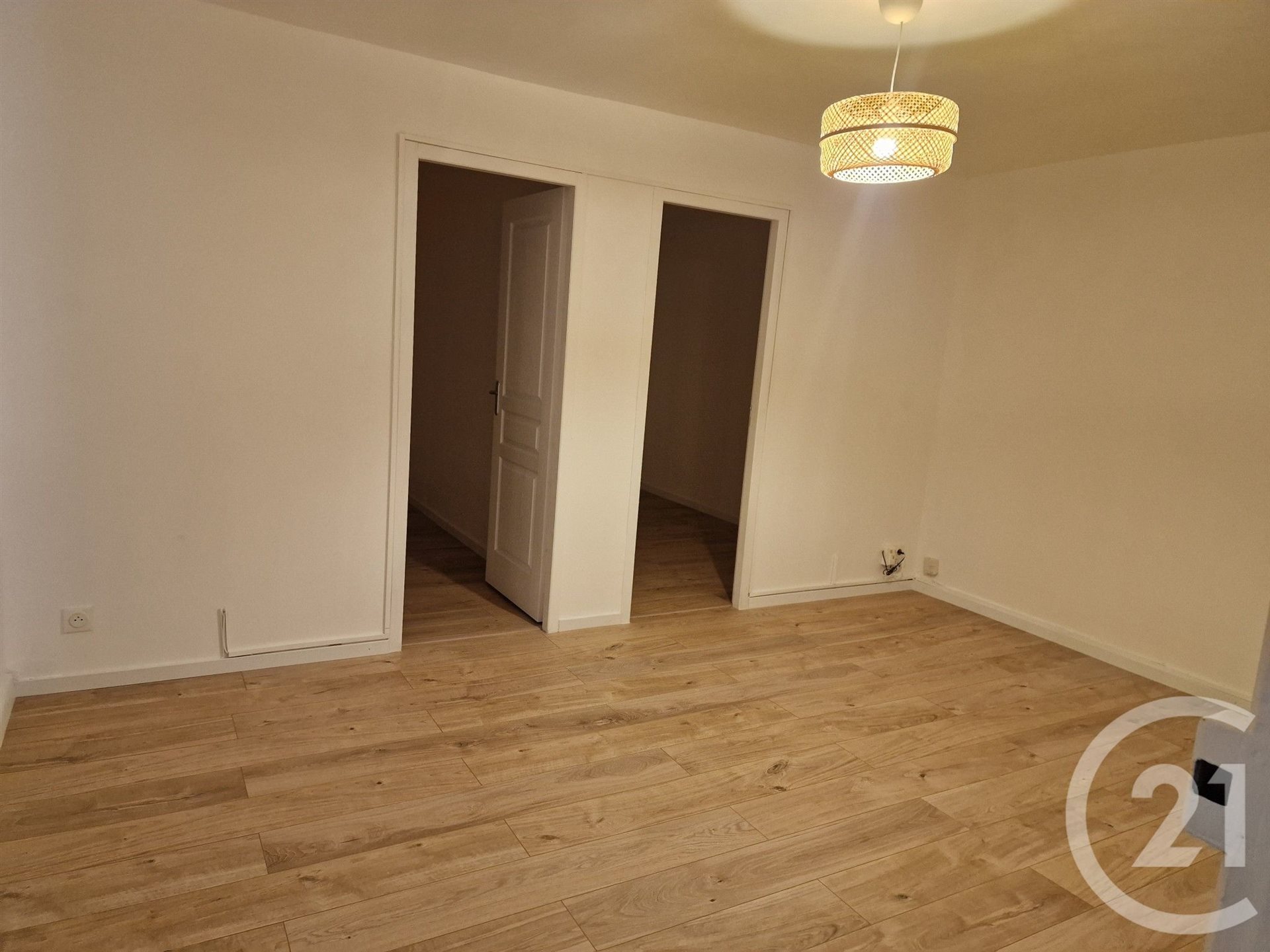 Appartement à louer, 49m², Mèze