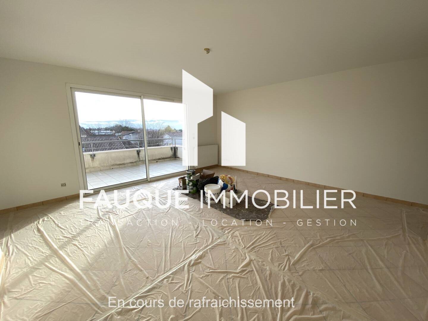 Appartement à louer, 72m², Montélier
