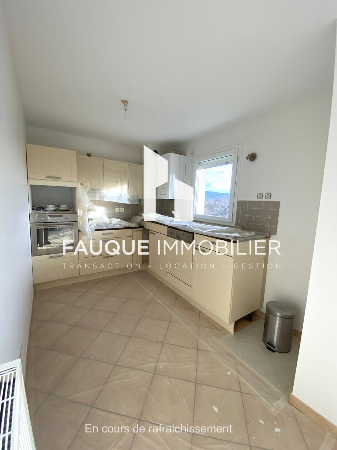 Appartement à louer, 72m², Montélier