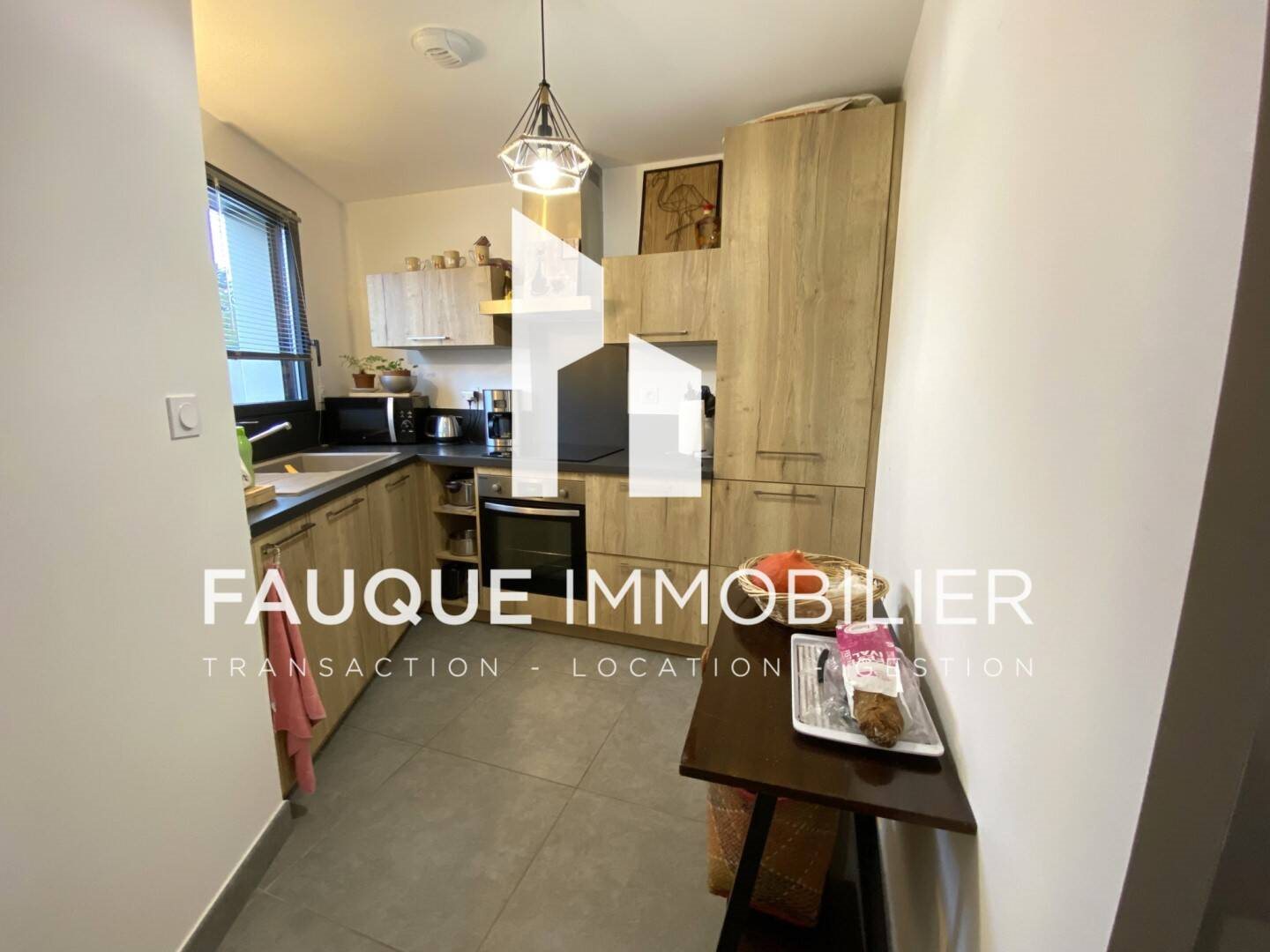 Appartement à louer, 81m², Chabeuil