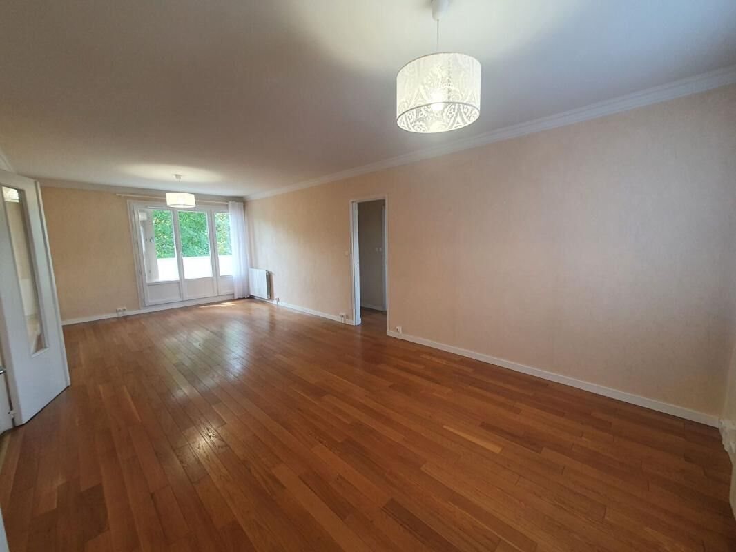 Appartement à louer, 68m², Argenteuil