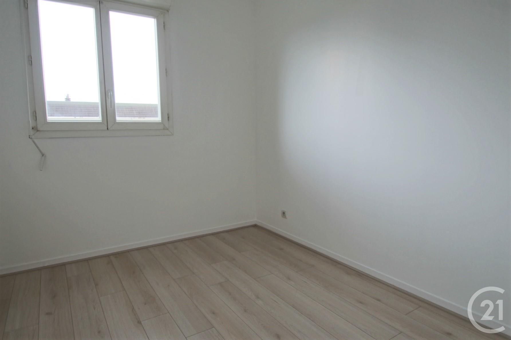 Appartement à louer, 47m², Trappes