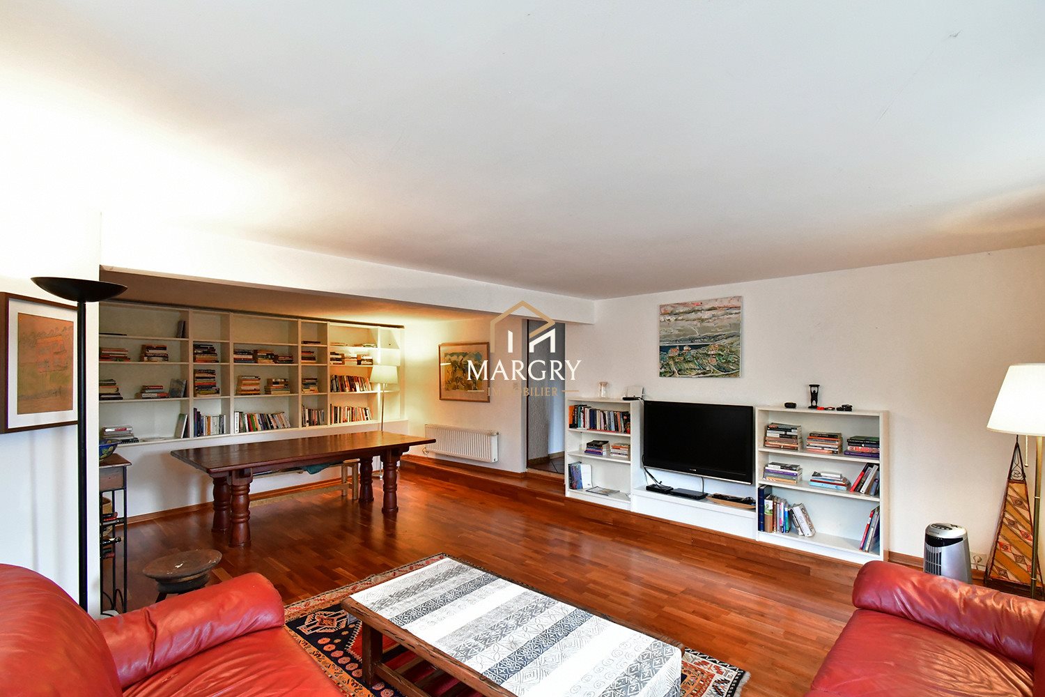Maison à vendre, 277m², Cessy