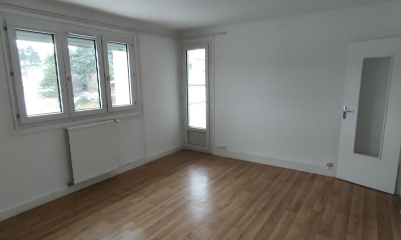 Appartement à louer, 69m², Unieux