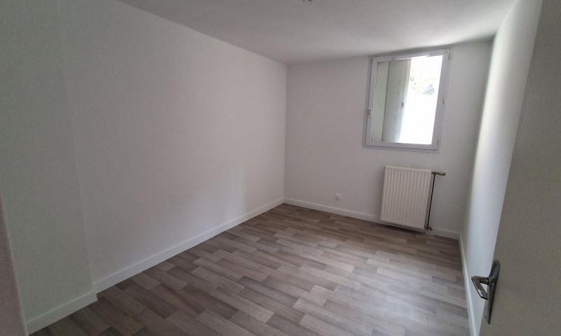 Appartement à louer, 67m², Unieux