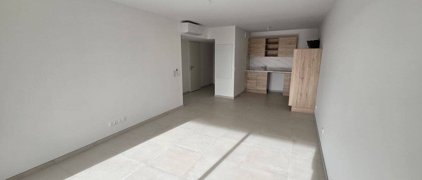 Appartement à louer, 48m², La Crau