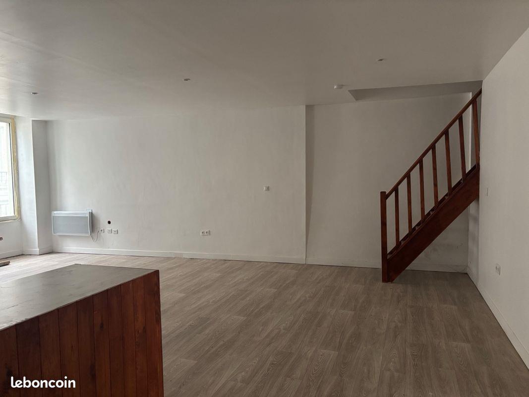 Appartement à vendre, 255m², Argenton-sur-Creuse