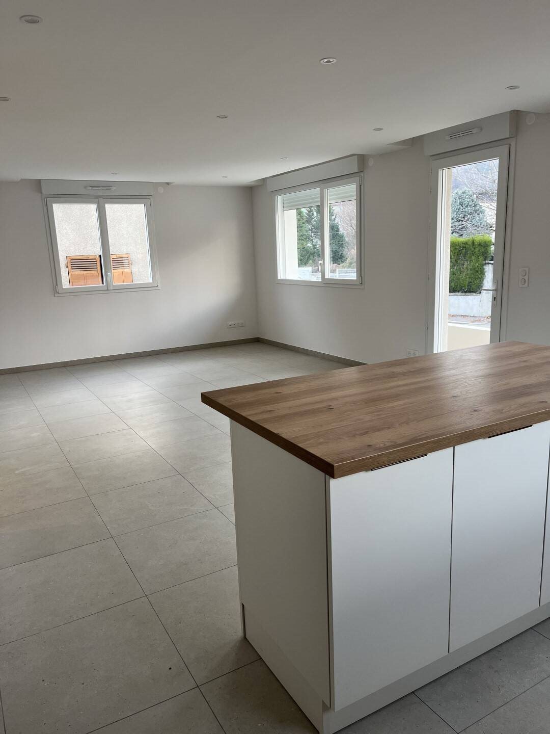 Appartement à louer, 88m², Ugine