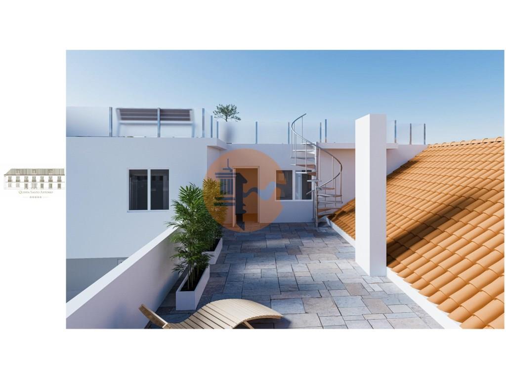 Excellent Duplex apartment in a Pombaline building of great historical value.