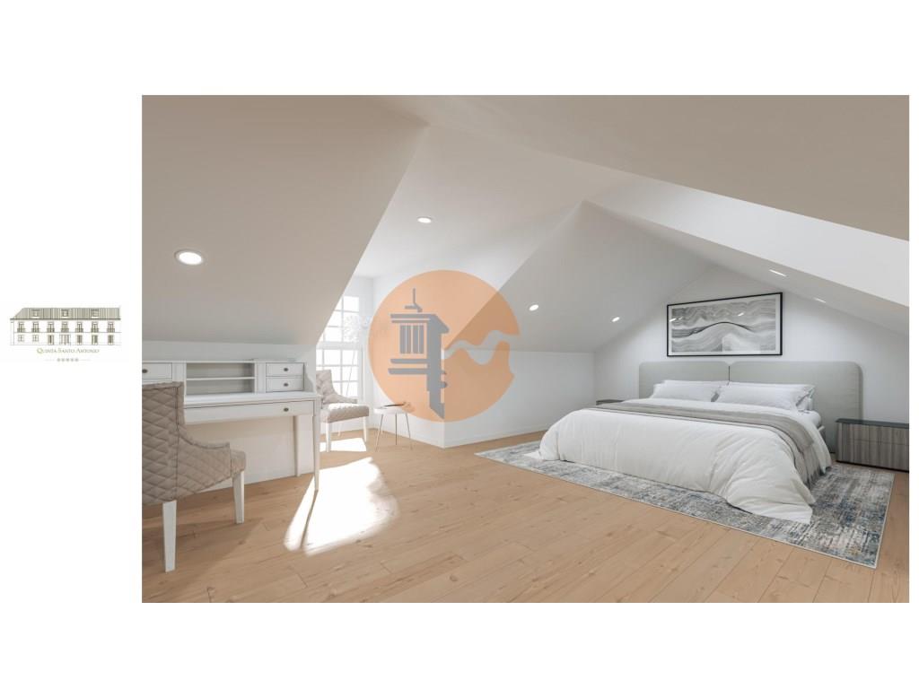 Excellent Duplex apartment in a Pombaline building of great historical value.