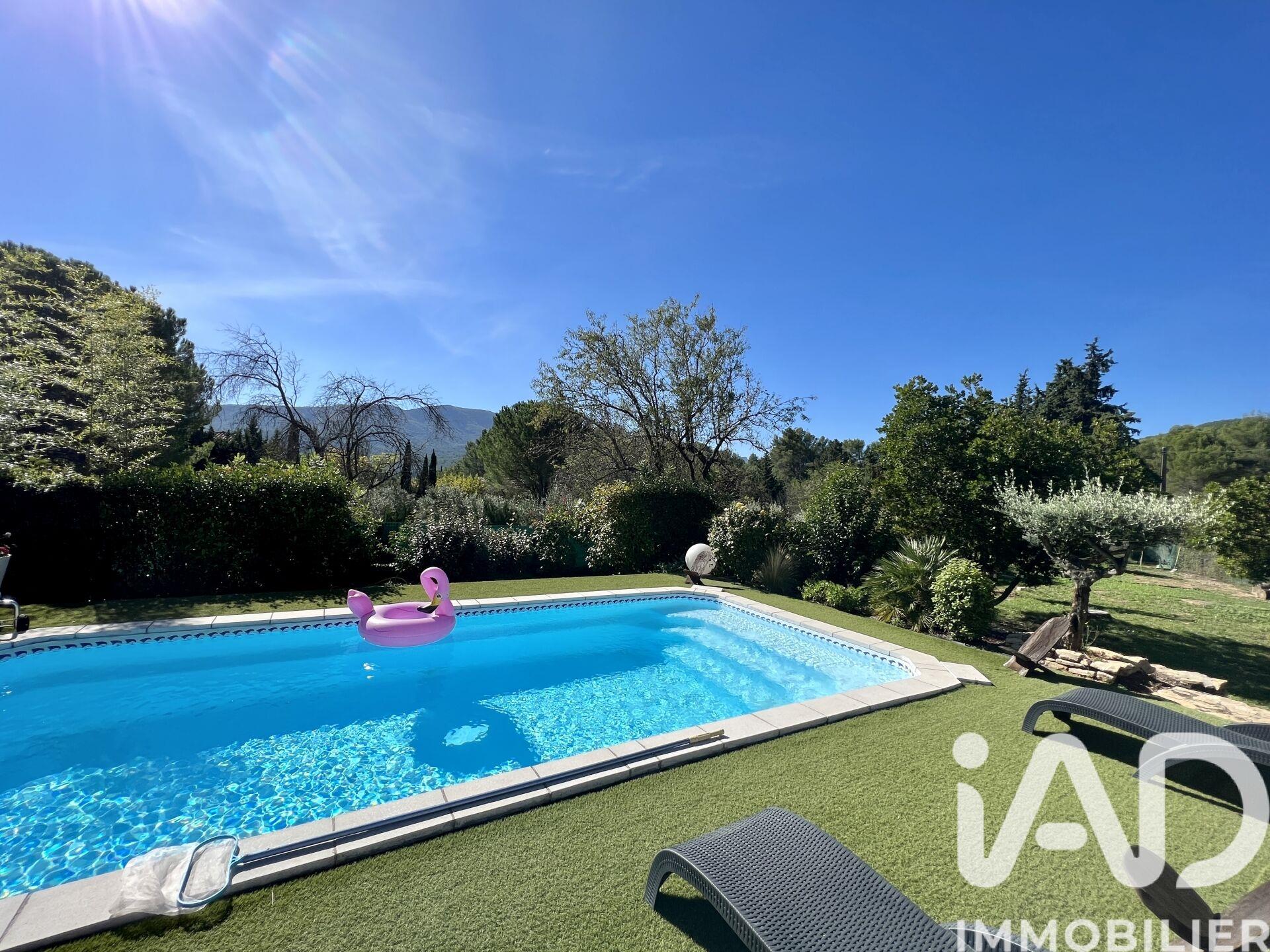 Maison à vendre, 156m², Saint-Zacharie