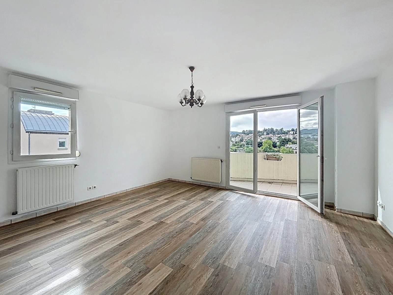 Appartement à vendre, 68m², Unieux