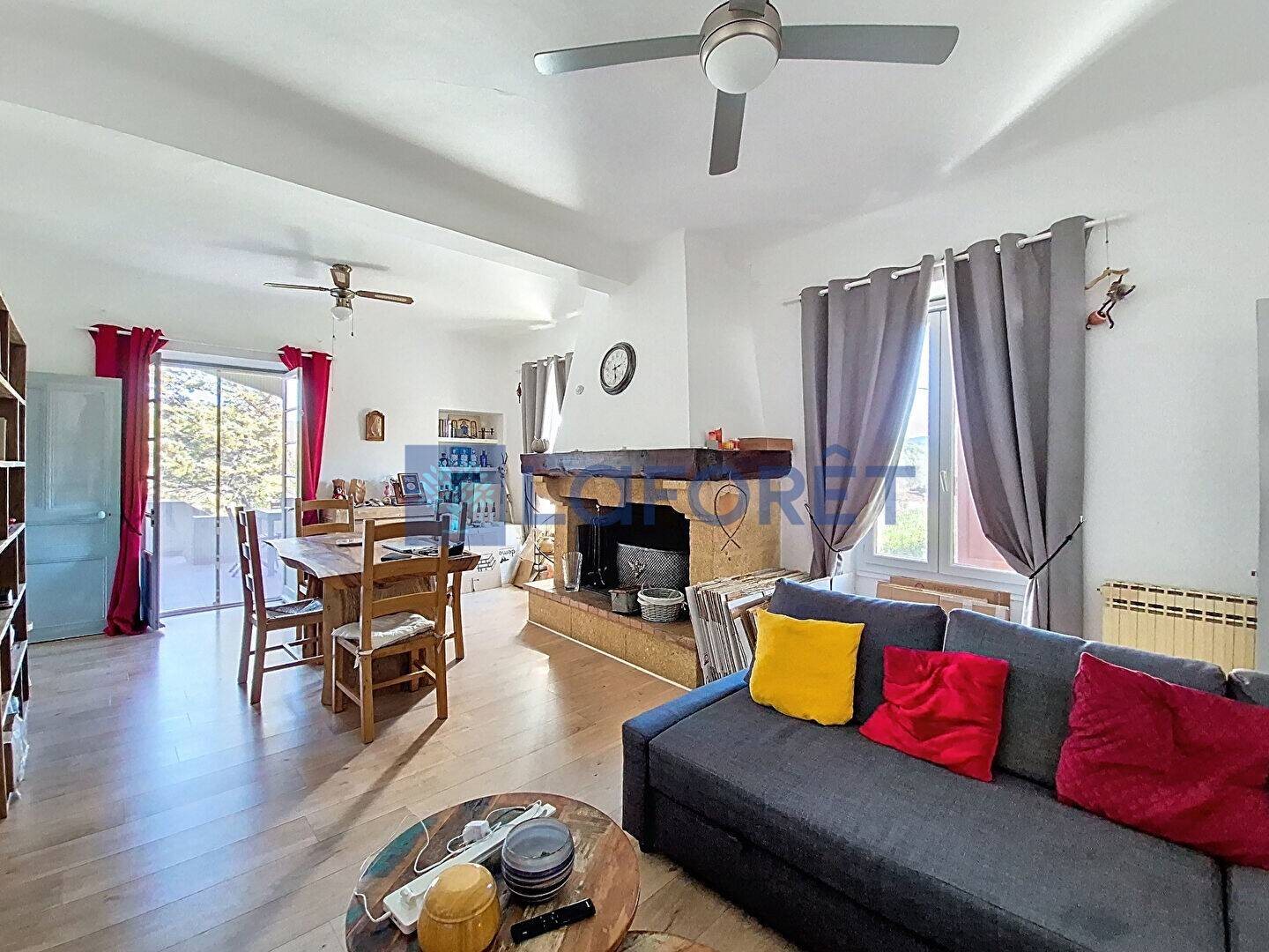 Appartement à louer, 95m², Le Castellet