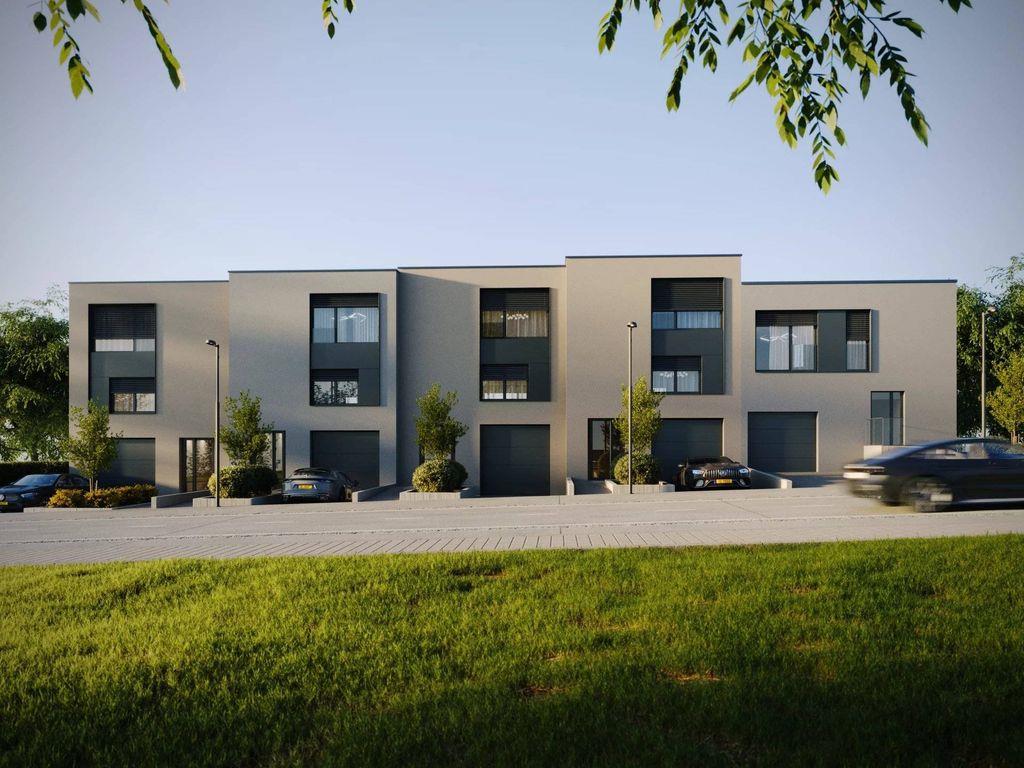 3 bedroom luxury House for sale in Dudelange, Canton d'Esch-sur-Alzette