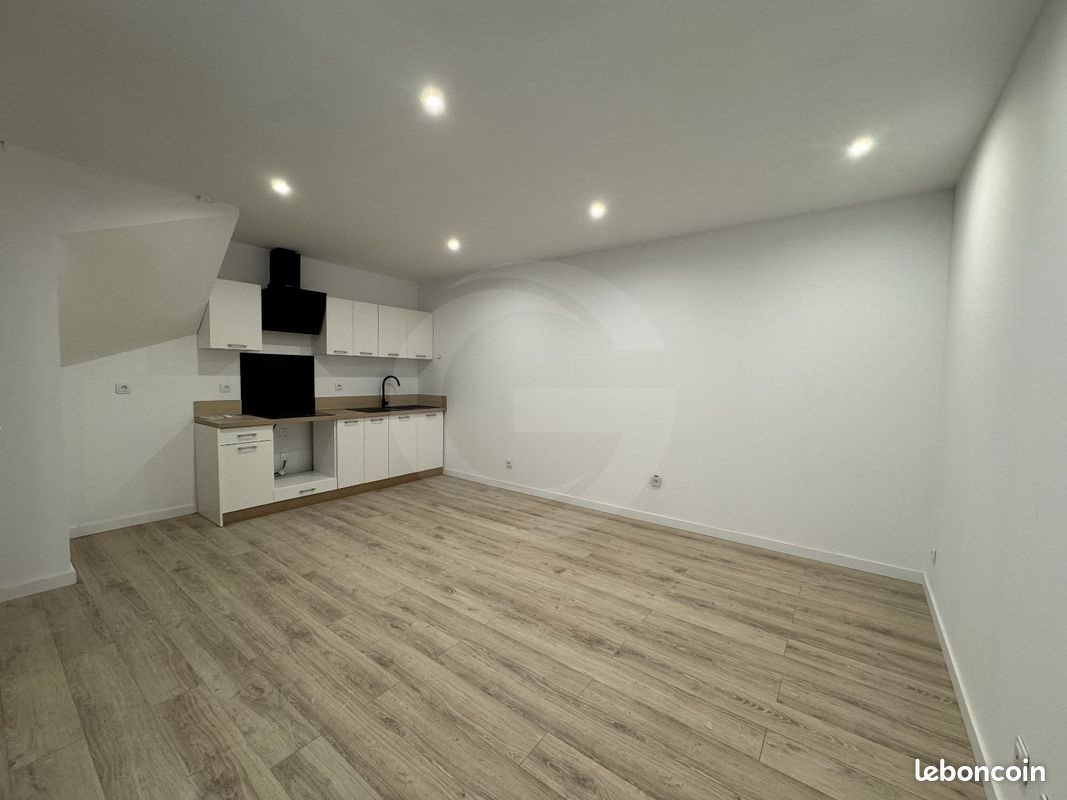 Maison à louer, 61m², Villeveyrac