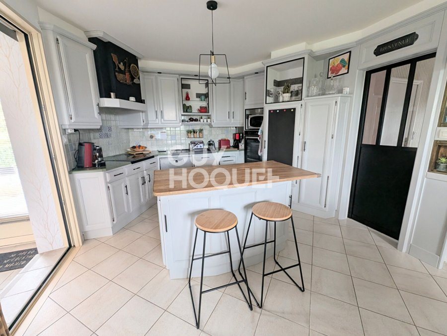Maison à vendre, 114m², Chemazé