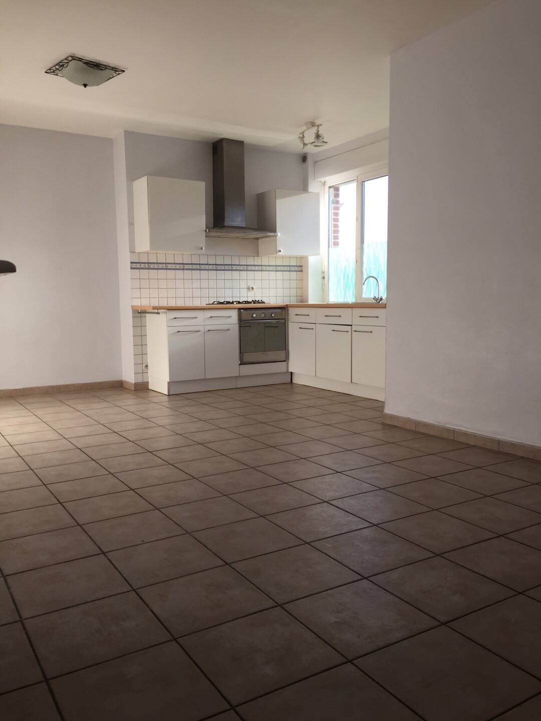Appartement à louer, 76m², Linselles