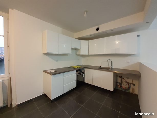 Appartement à louer, 72m², Messimy-sur-Saône