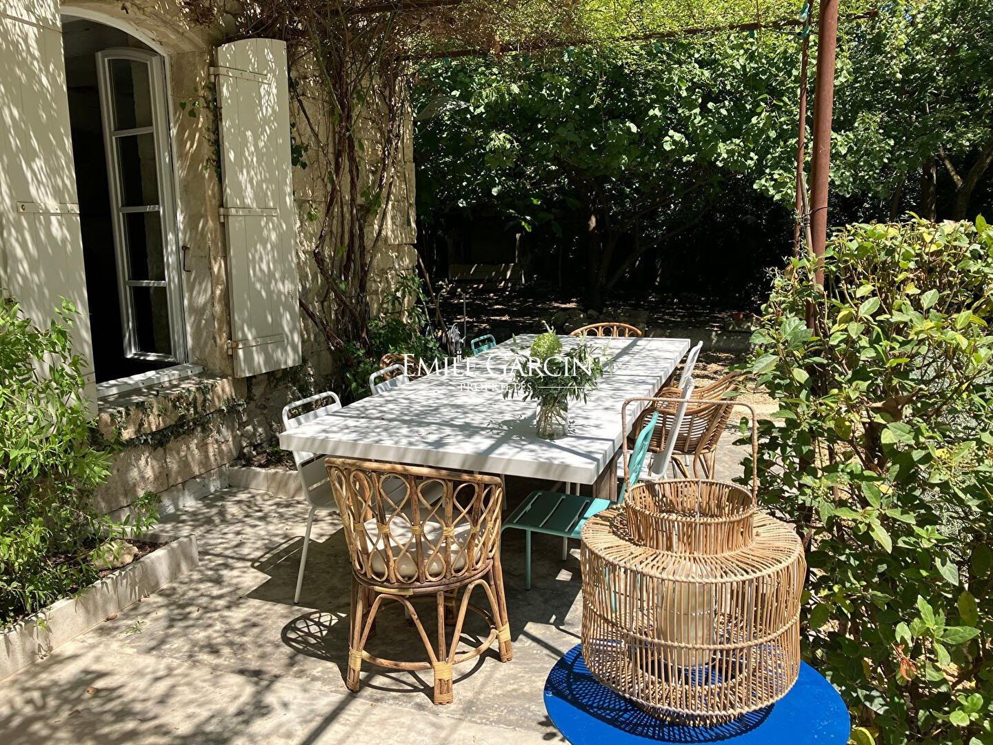 Maison à louer, 450m², Uzès