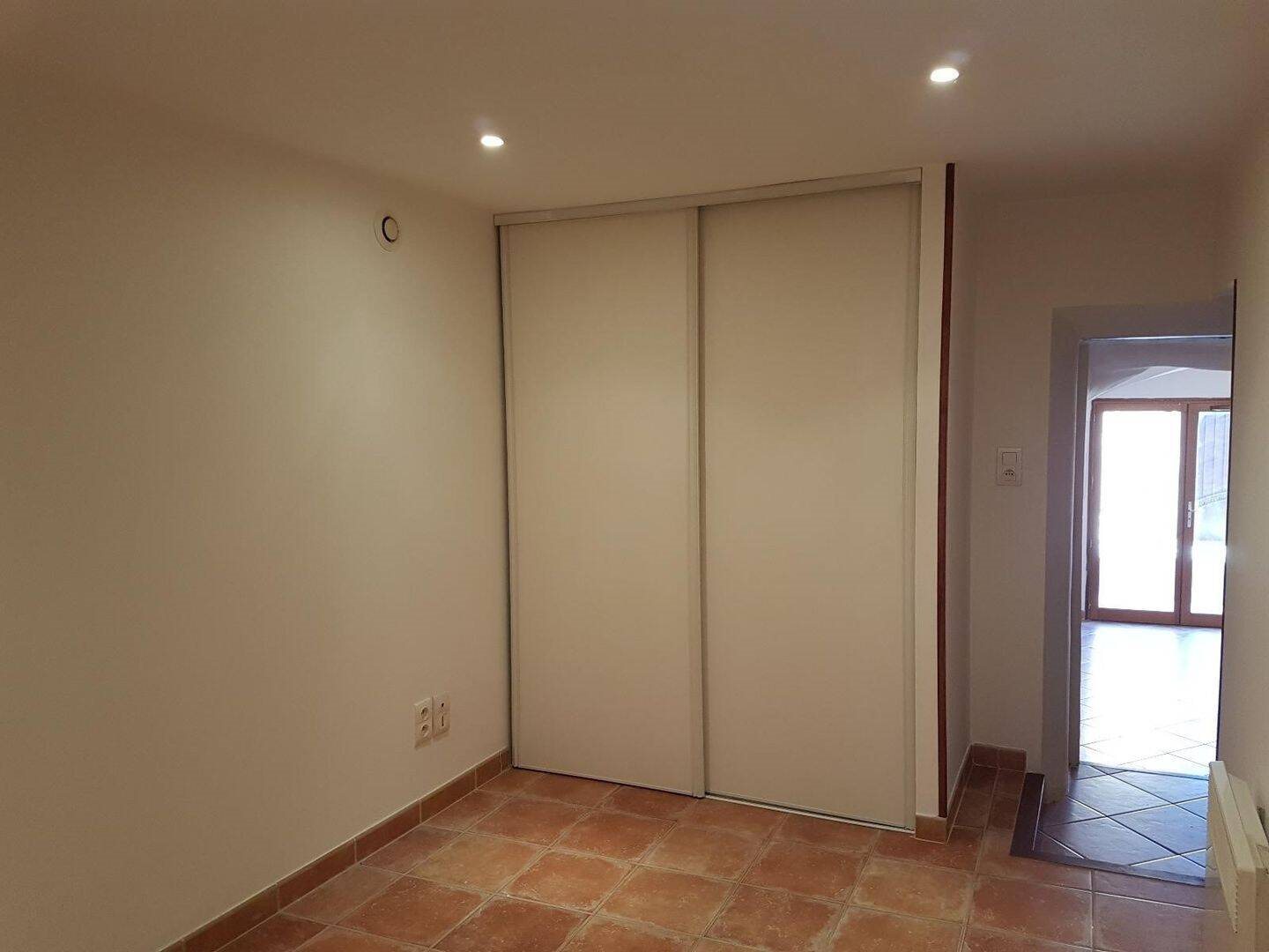 Appartement à louer, 37m², Lançon-Provence