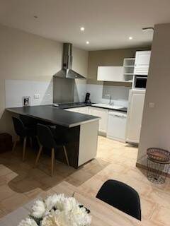 Maison à louer, 60m², Grans