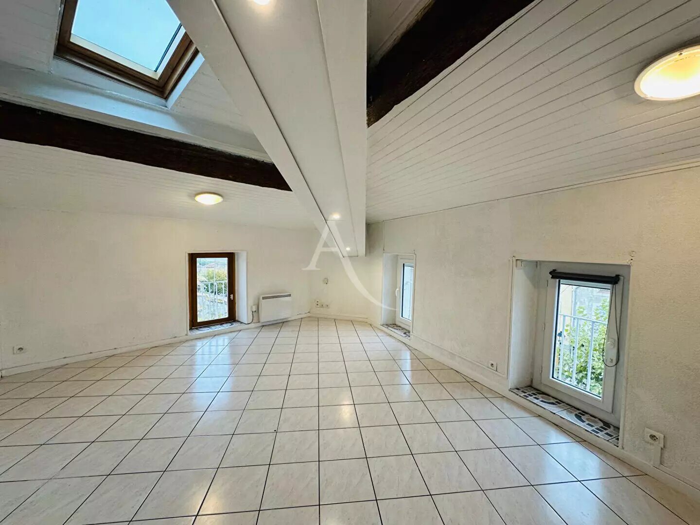 Appartement à louer, 30m², Pezens