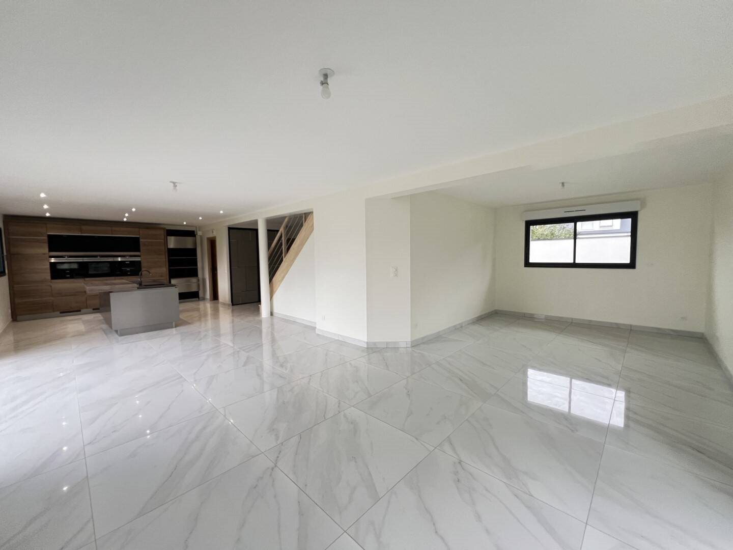 Maison à louer, 182m², Olivet