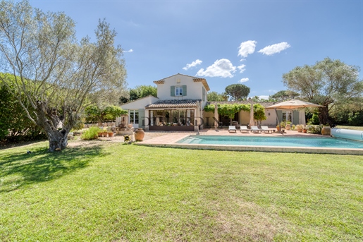 Very Rare For Sale: Magnificent Bastide In Saint-Tropez