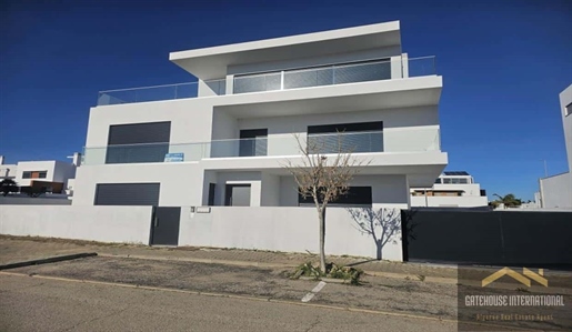 Gloednieuwe moderne villa met 6 slaapkamers in Tavira Algarve