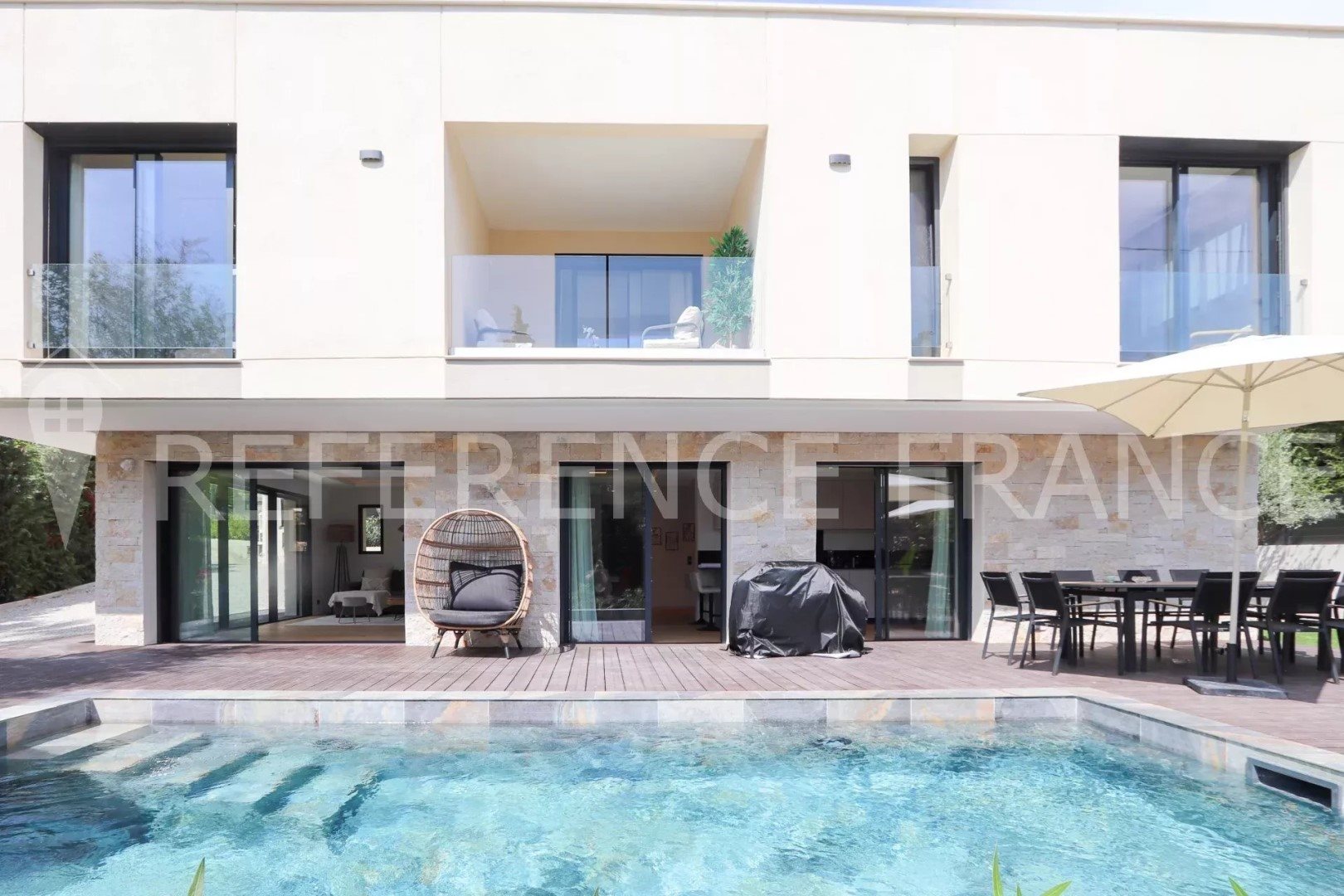 Maison à louer, 260m², Mougins