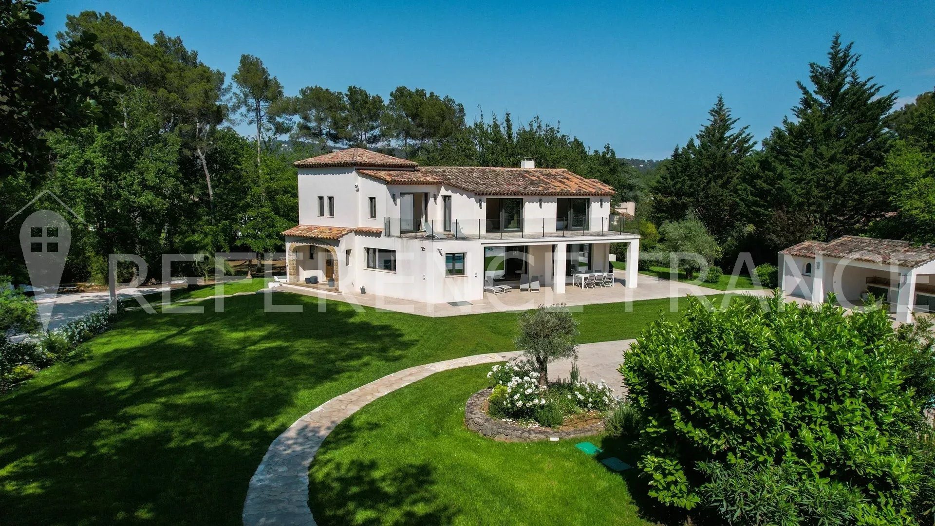 Maison à louer, 370m², Mougins