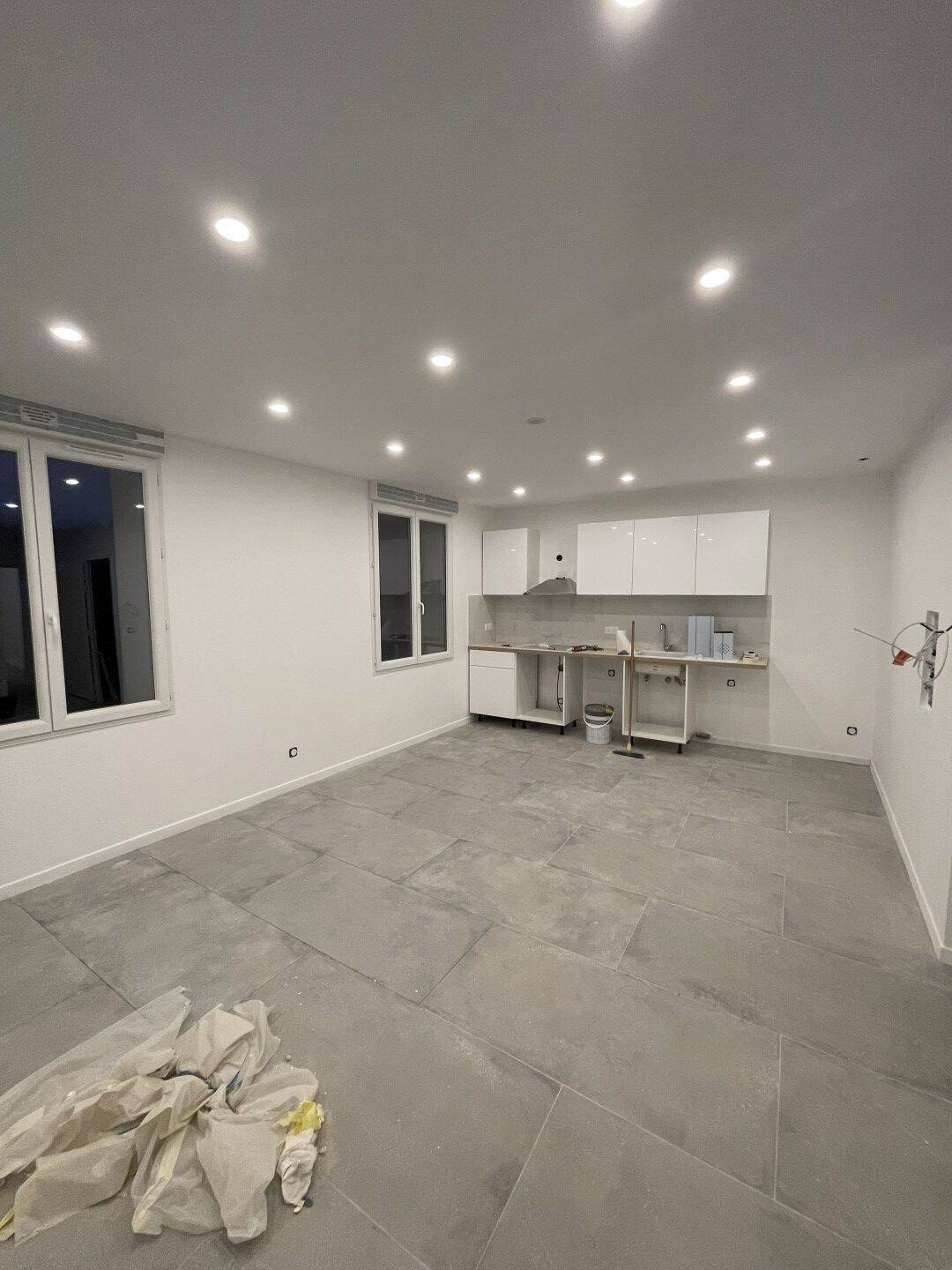 Appartement à louer, 70m², Saint-Zacharie