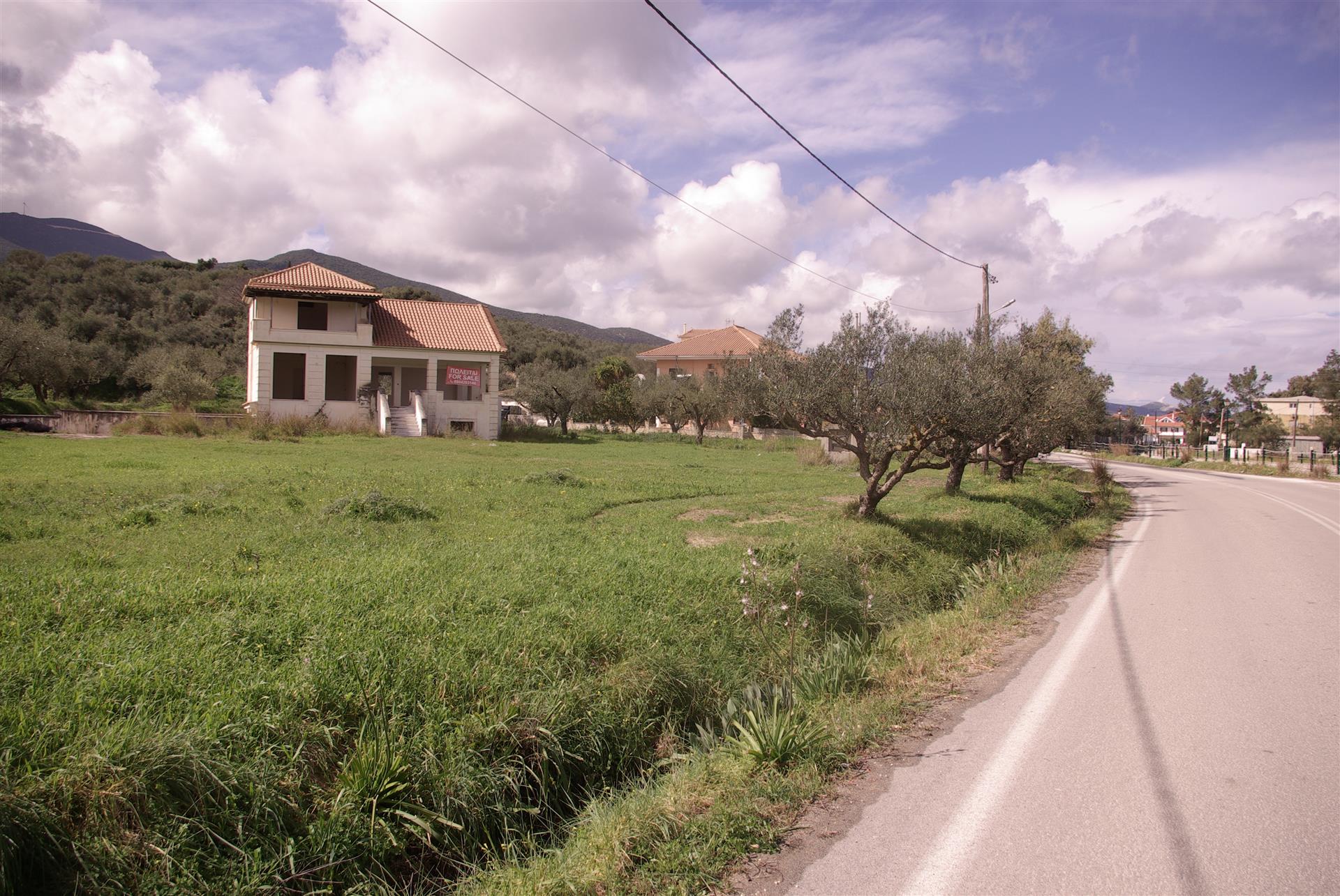 Building for sale Katastari (Alikes), € 300,000, 320 m²