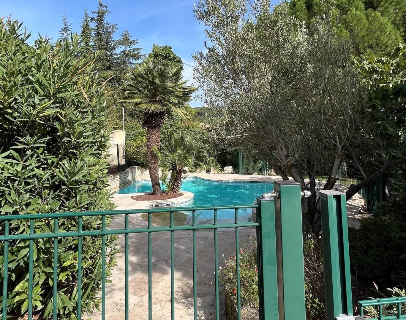 Maison à vendre, 195m², Eguilles