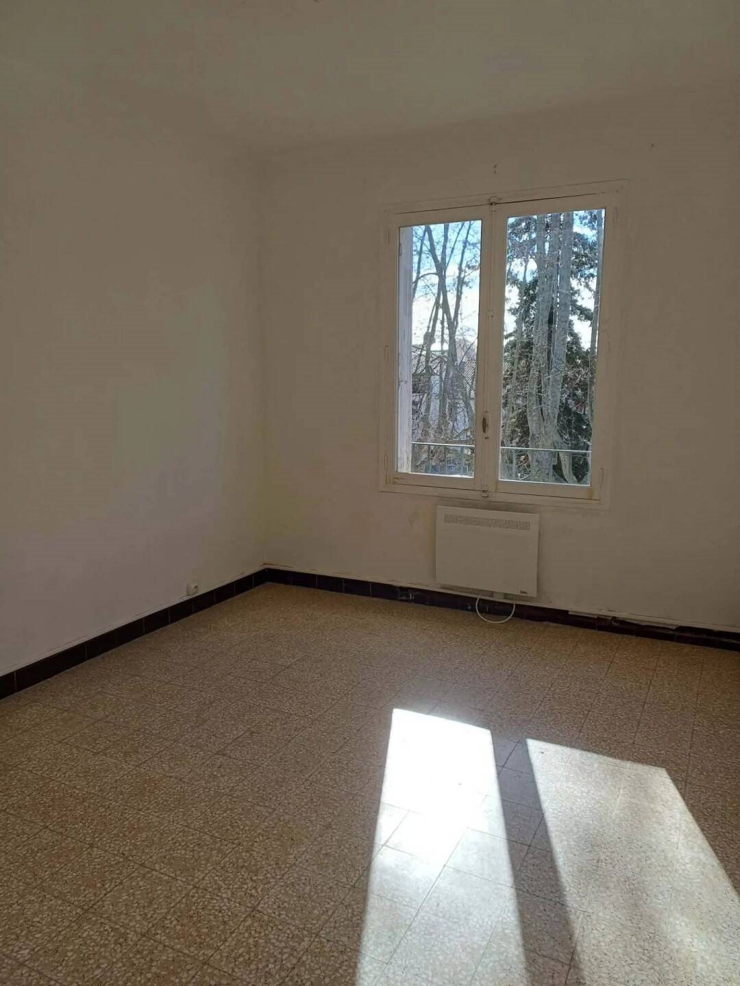 Appartement à louer, 67m², Tarascon